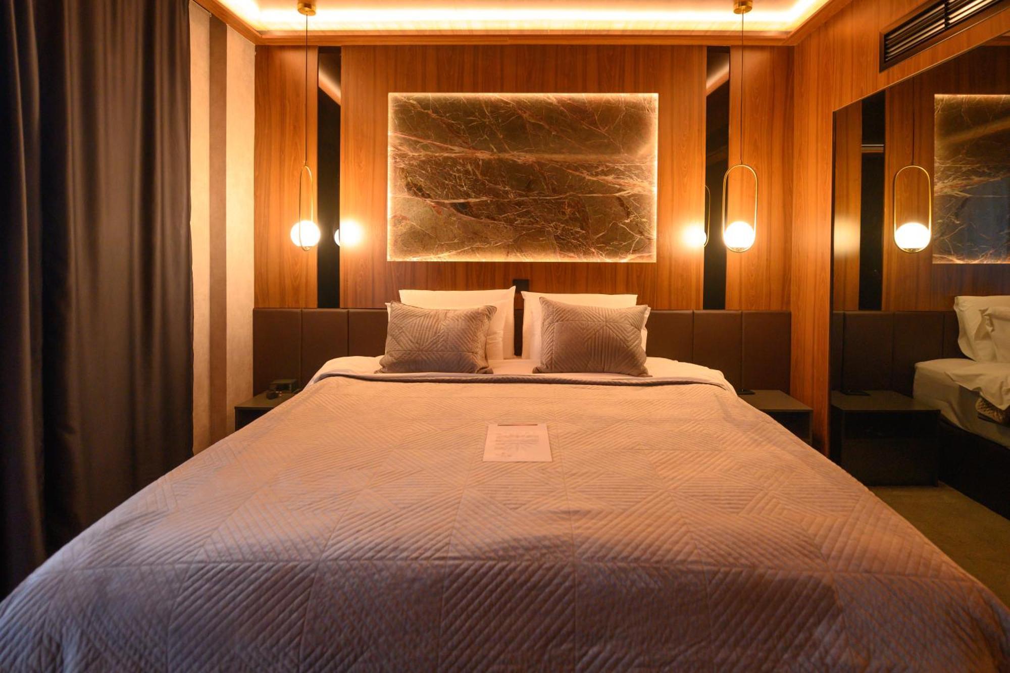 Hotel Macedonia Square Skopje Eksteriør billede
