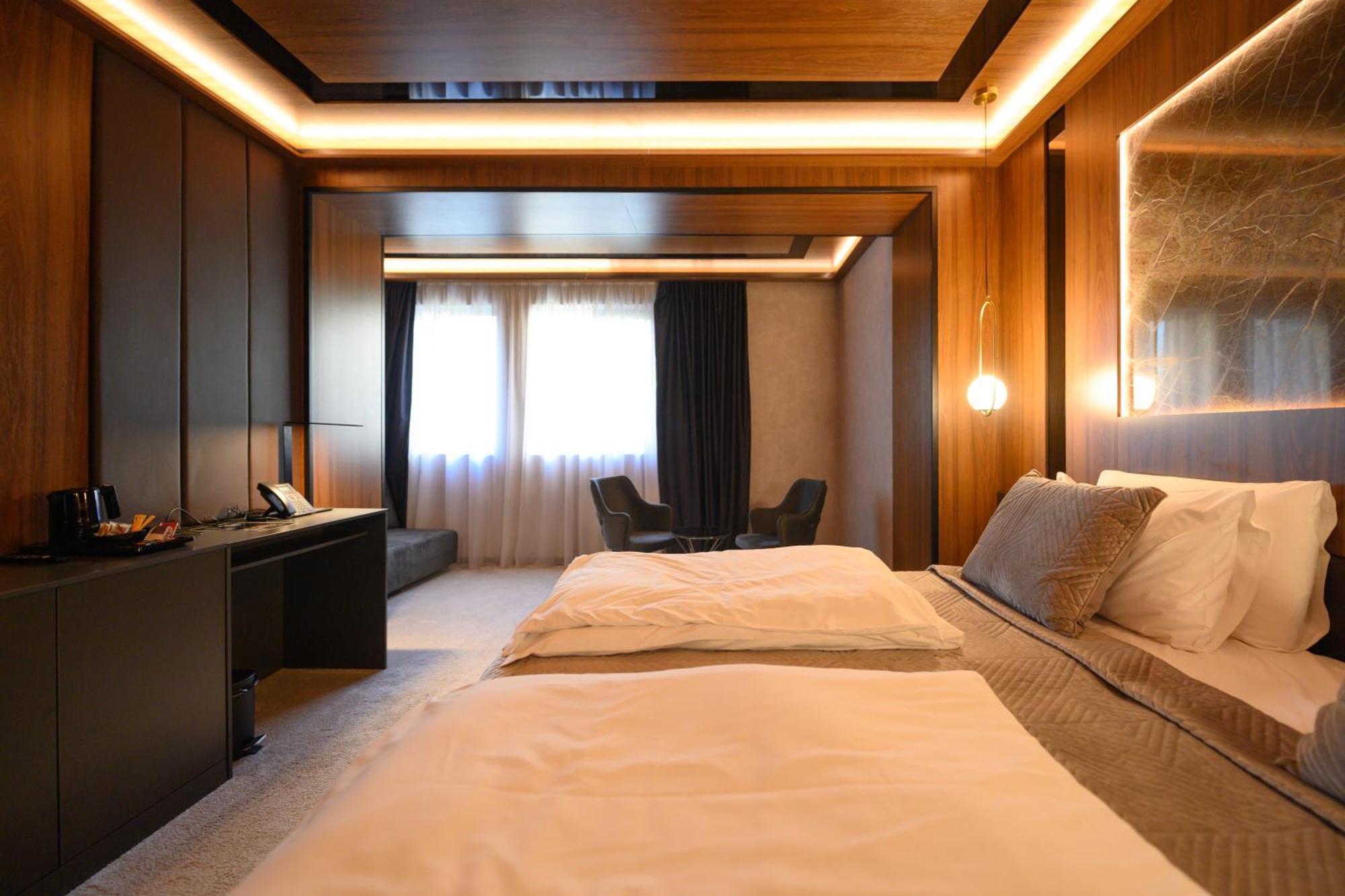 Hotel Macedonia Square Skopje Eksteriør billede